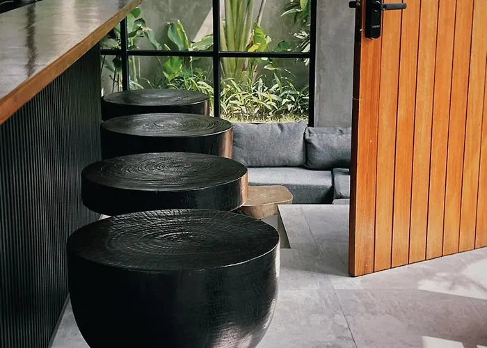 Coconut Tribe Stunning Luxury 3br Villa Uluwatu (Bali)